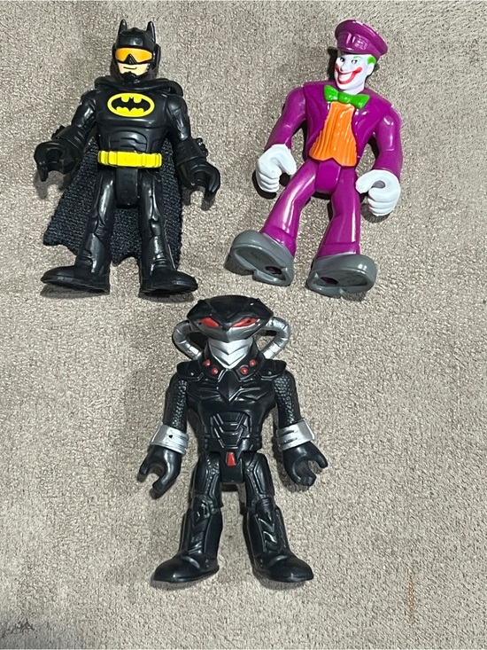 DC Comics Other - Imaginext DC Comics Batman & Joker & Mantis Action Figures Lot